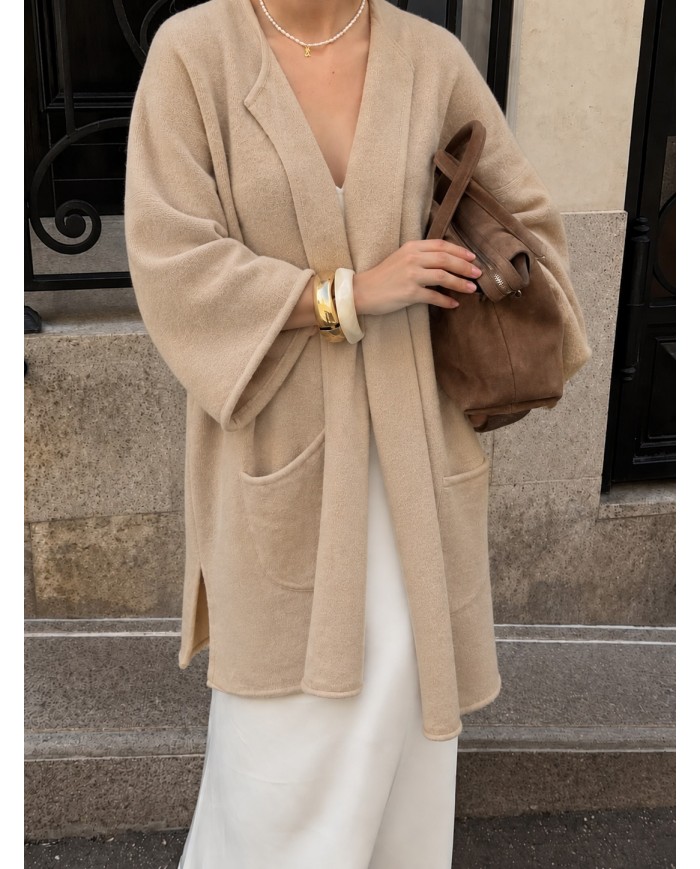 MONGOLIAN CASHMERE LONGER WHITE CARDIGAN  (+10 cm.)